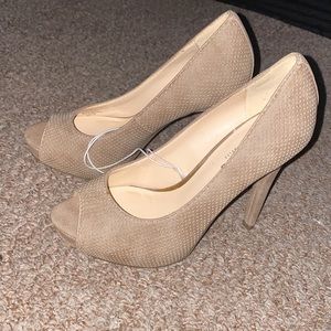 Guess heels